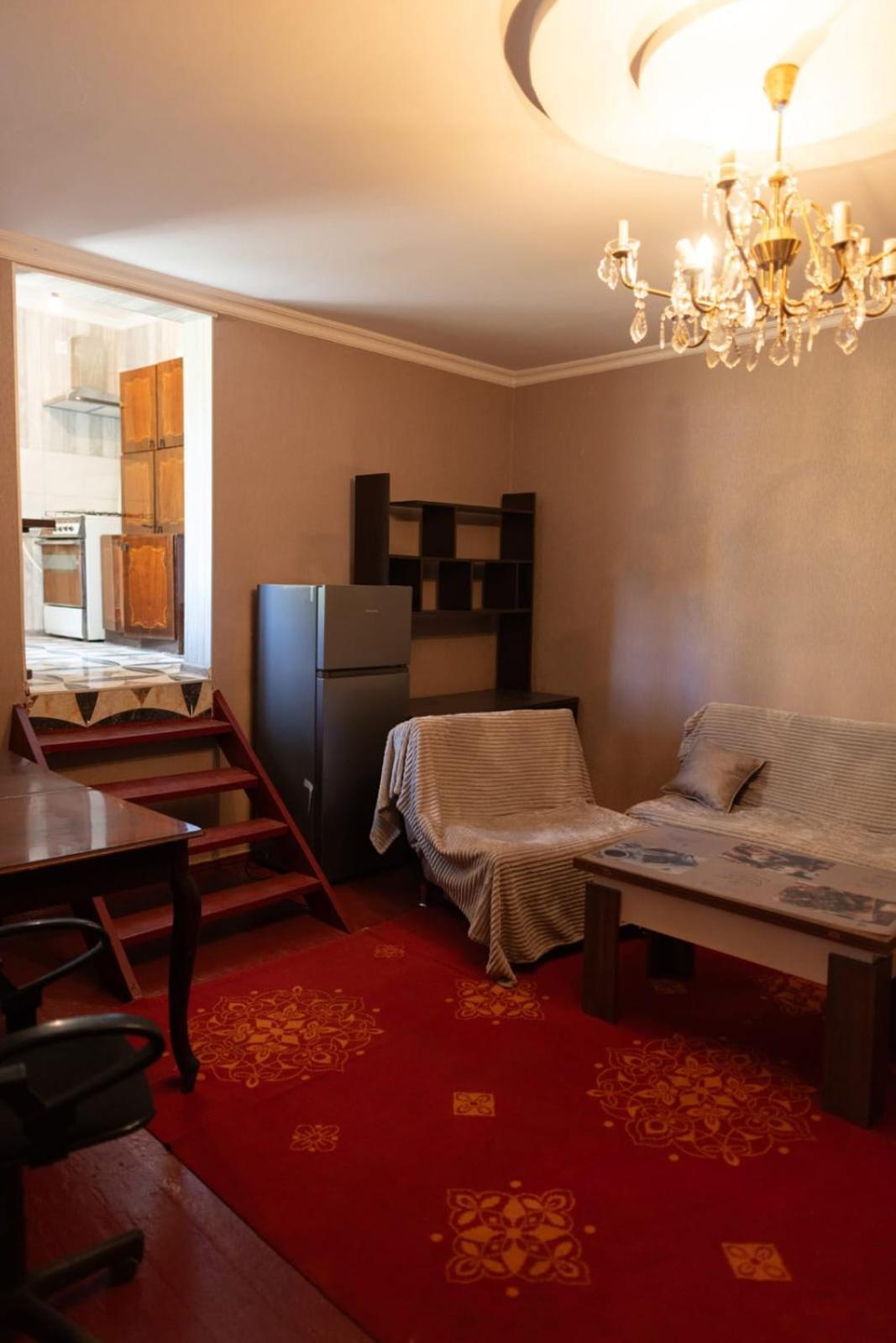 Wine House Hotel Tbilisi ภายนอก รูปภาพ