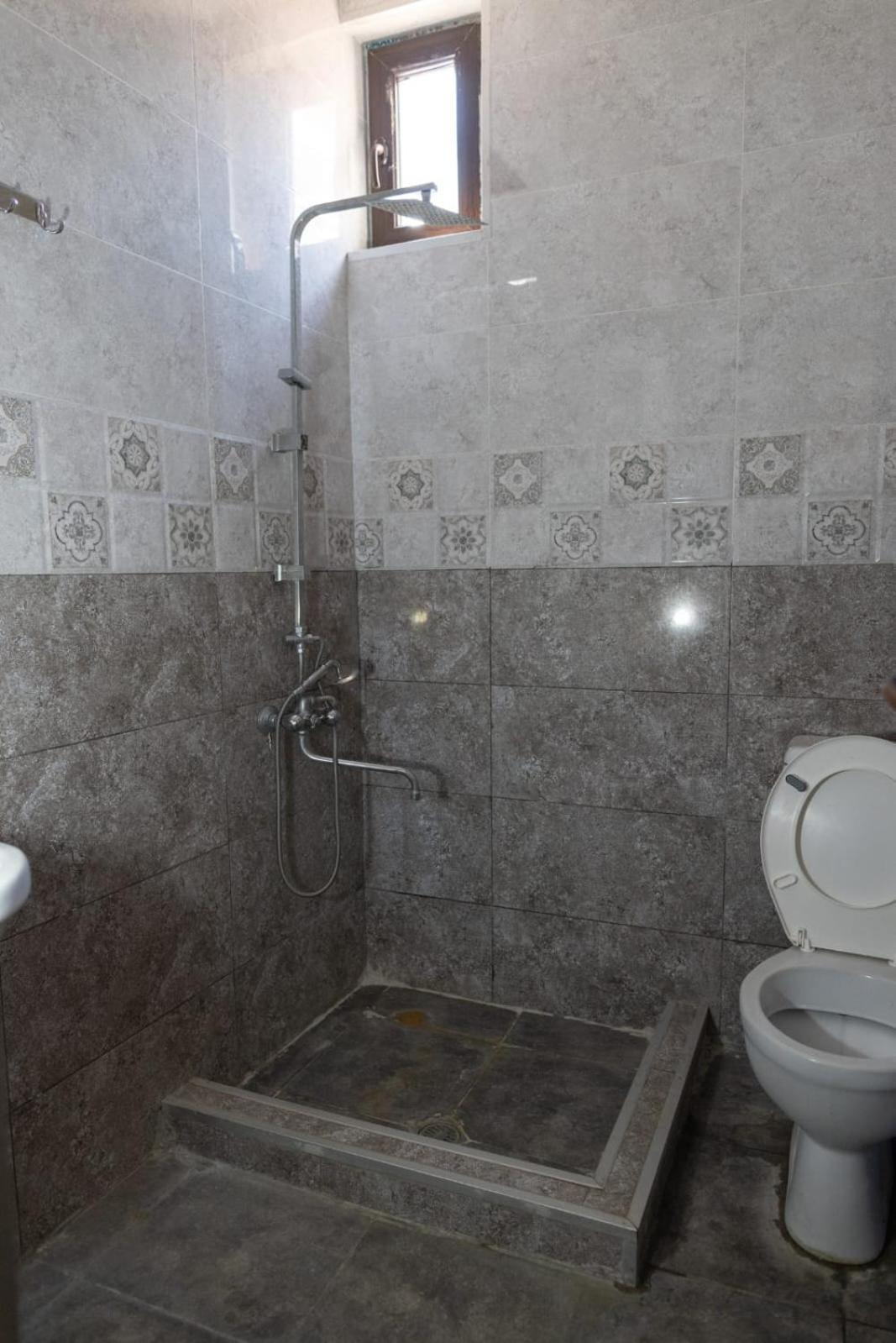 Wine House Hotel Tbilisi ภายนอก รูปภาพ