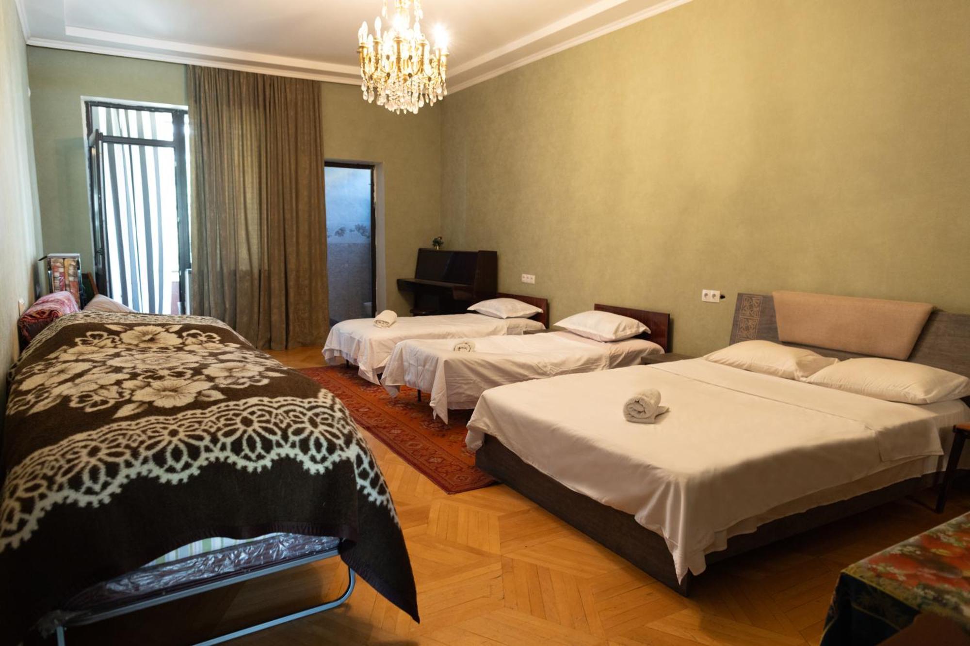 Wine House Hotel Tbilisi ห้อง รูปภาพ